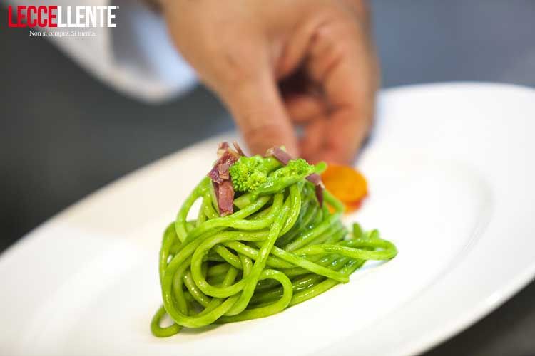 A dish of the restaurant of chef Giancarlo Polito. Gourmet Hotel La Locanda del Capitano - Montone, Umbria Italy
